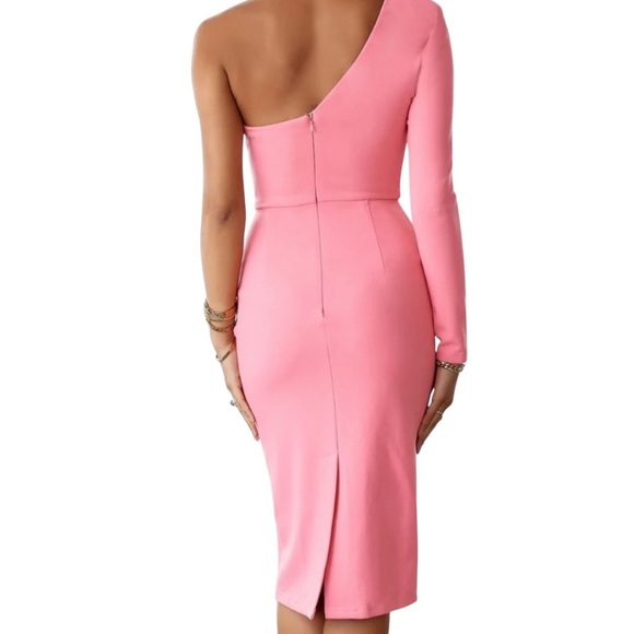NWT Hello Molly Candyfloss Elegant Pink One-Shoulder Dress - Picture 5 of 8